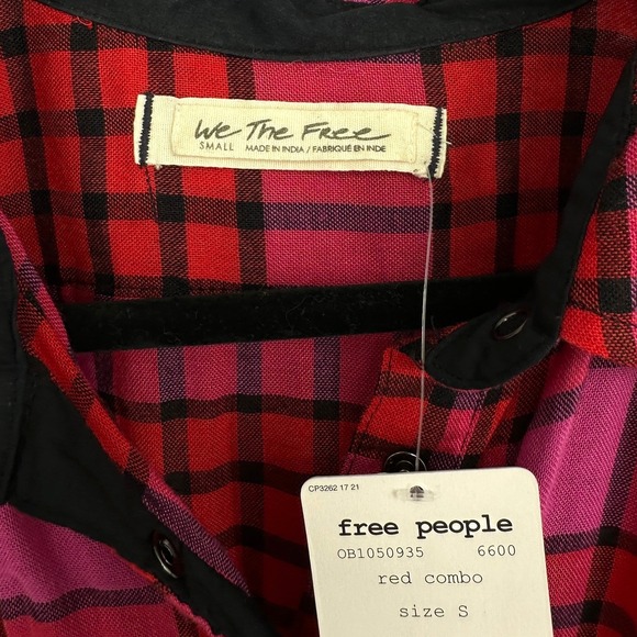NWT‎ Free People Red Pink Plaid Button Down Shirt Top Ruched Sleeve Raw Hem Wool - Picture 3 of 12